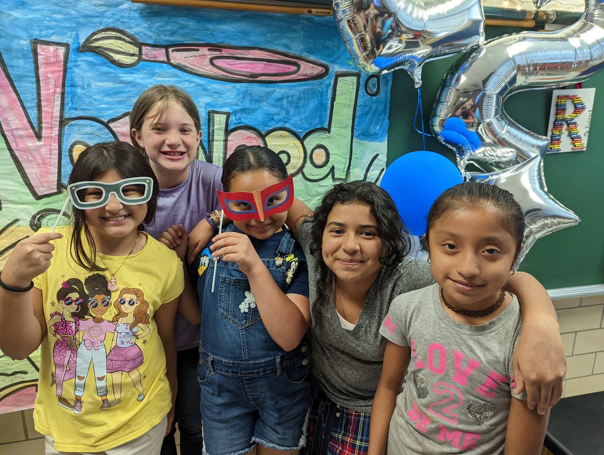 jruppert_2's tweet photo. Had so much fun celebrating these third graders and all of their accomplishments! They're ready for 4th grade!! @canstafford @JSzymanski301 @NorwoodES https://t.co/W7ygktakwW