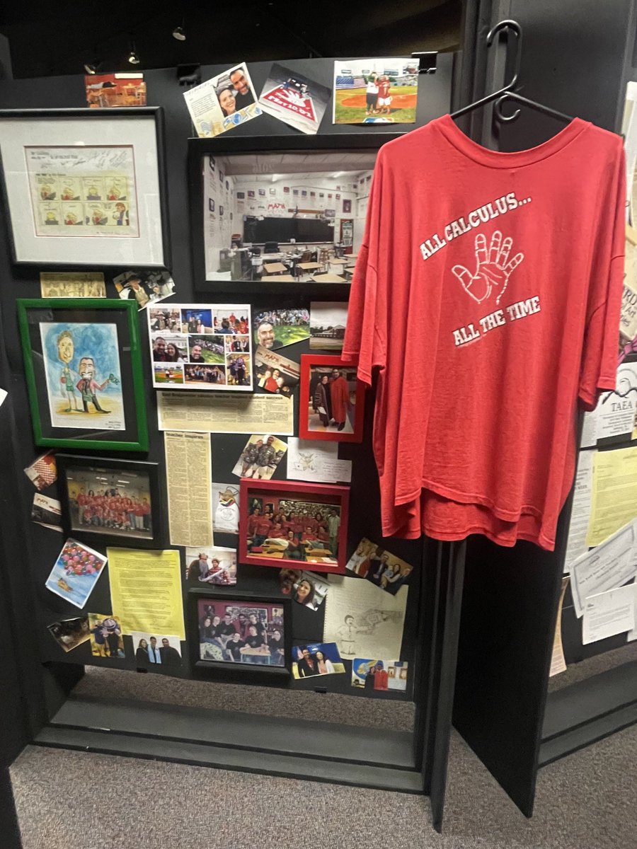 So great to finally get to see the National Teachers Hall of Fame in Emporia, Kansas. Even better to see my students items being displayed. Thank you ⁦⁦⁦⁦<a href="/TeachersHall/">NTHF</a>⁩