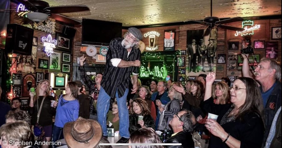 graysoncapps tweet picture