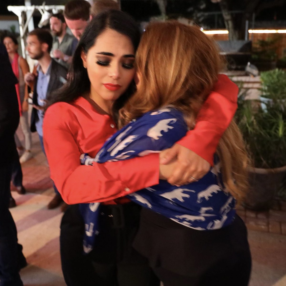 _bettycardenas's tweet image. Ladies and gentlemen, let me introduce you to the first Mexican-born congresswoman in American history. This district had been controlled by Democrats for over 100 years. Texas District 34 made history tonight! Congratulations Amiga! @MayraFlores2022 @EVerastegui @RepArrington