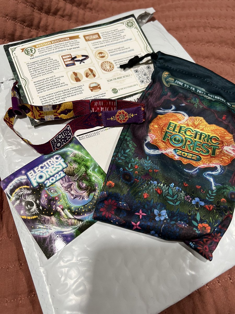 chavez15polo's tweet photo. $400 obo! Electric forest GA wristband #ElectricForest https://t.co/ScKSbT4G6z