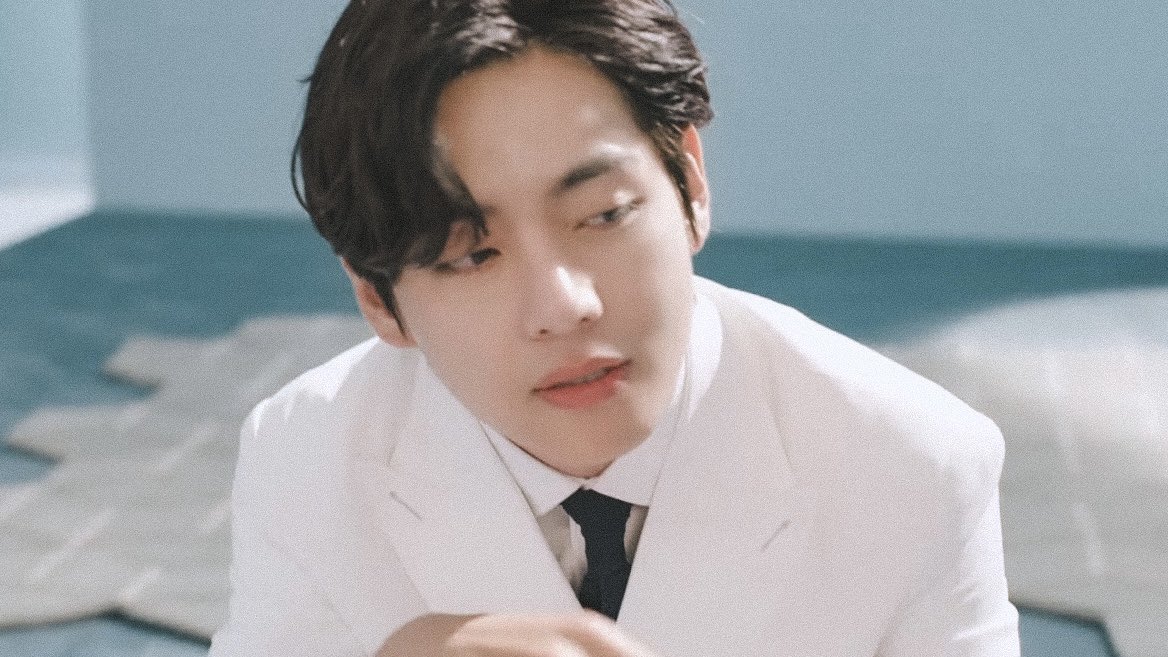 taeteland's tweet photo. kim taehyung for coway 📸 https://t.co/pV29XjGhJW
