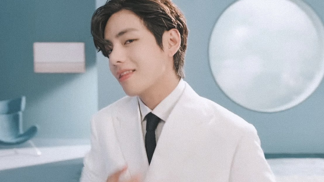taeteland's tweet photo. kim taehyung for coway 📸 https://t.co/pV29XjGhJW