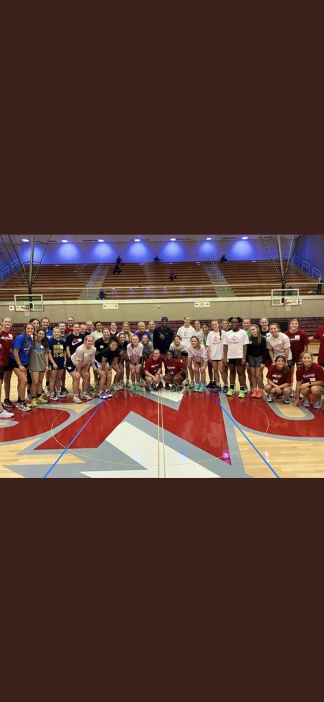 Madison04124539's tweet photo. Had a great time today at @SNUwbb elite camp! Thank you! @thecoachtmay @KayCTuck https://t.co/BUmpWKDizj