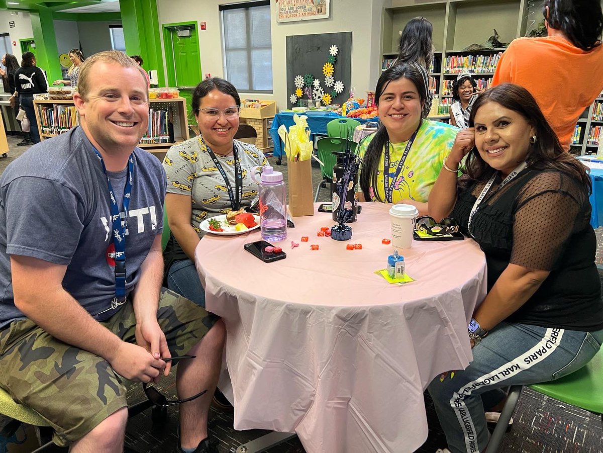FalconsAvalon's tweet photo. Our staff “Secret Pals” Reveal Party was a blast! We got to thank each other for spoiling us throughout the year💜❤️💜 #SecretPals #FalconsUnitedInExcellence https://t.co/58Gfo6r4Ne