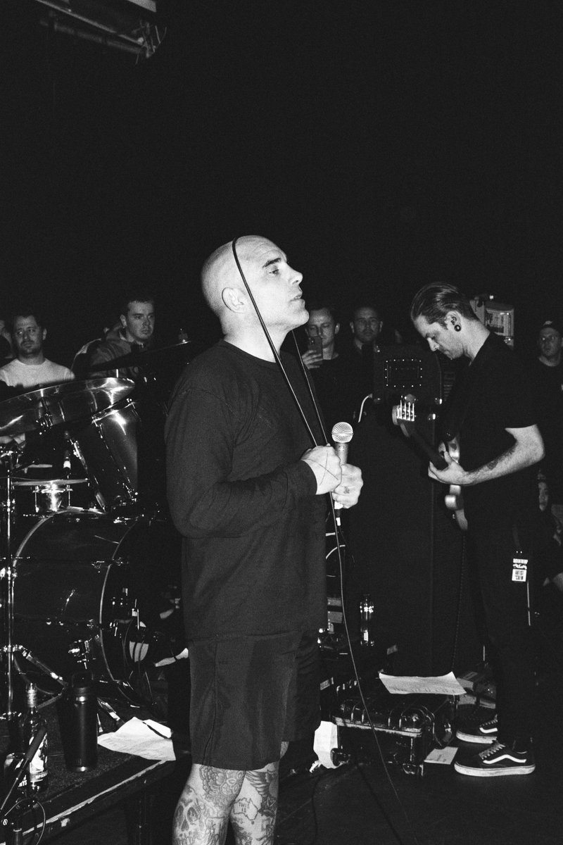 تحميد نور الله tweet media