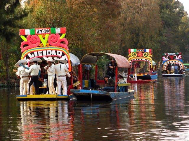 No, no es Venecia es Xochimilco, en la Ciudad de México. 
#SembrandoParques
