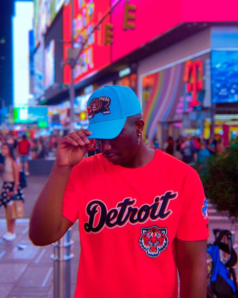 eyecantdev's tweet image. parental advisory