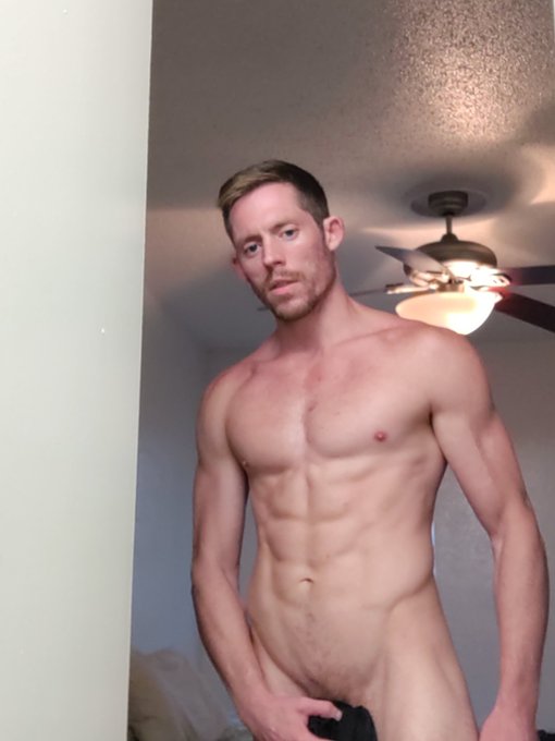 First time posting in a while, what do you think...?  😘 https://t.co/UMShksaaL2<a href="/tag/bdsm"class="tags"><span>#bdsm</span></a><a href="/tag/kink"class="tags"><span>#kink</span></a><a href="/tag/chastity"class="tags"><span>#chastity</span></a>