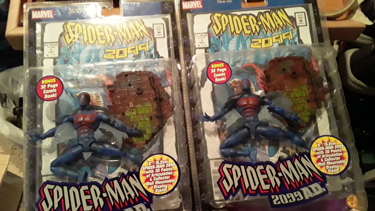 I had no idea the Toybiz Spider-Man 2099 was going for around a thousand dollars now online. Makes me wish I had saved the one I had from when I was a kid, but... I did find two the other day in perfect condition! https://t.co/NQo68NSBXX