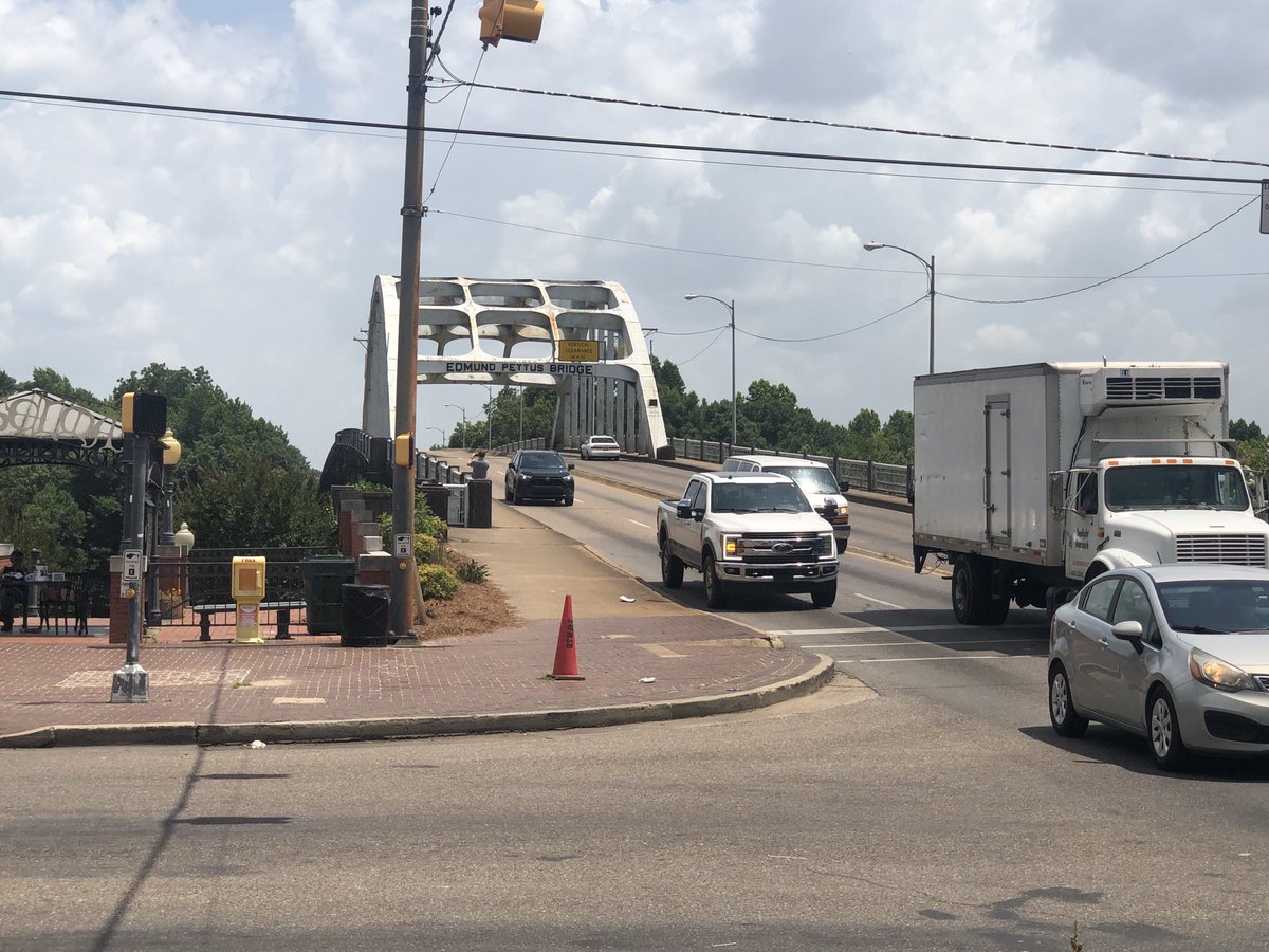 Thompson7Jeremy's tweet photo. What a day! Went to Selma to walk the Pettus Bridge. Humbling experience. Little did we know that we would meet someone who was there, marched, and has the scar on his head to prove it. George Sallie was an inspiration. We chatted with him for quite some time. What a moment! https://t.co/8itr9FP0Sz