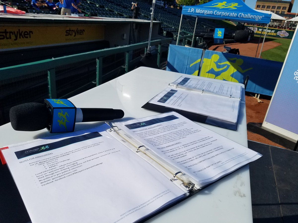 34ROCKYP's tweet image. A perfect night in downtown @CityRochesterNY @jpmorgan Corporate Challenge returned and returned strong! 150 organizations were represented on a perfect night. Great to be back on the stage with @BarwickGroup See you Thursday in Buffalo! #JPMCC