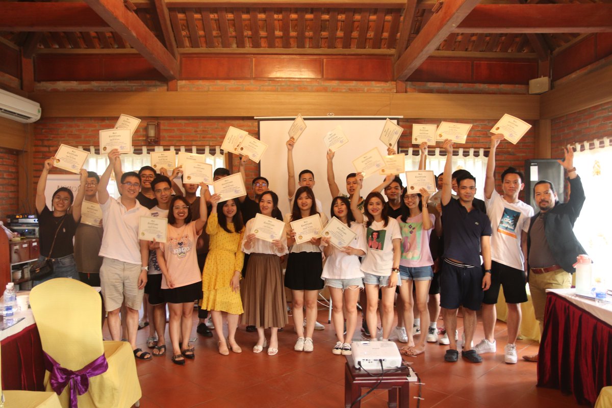 We all know the source power of corporation coming from man powers. And, the best companies own good leaders. #AdamoSoftware held a short training for the talent leader group last weekend to motivate and enrich leadership skills.