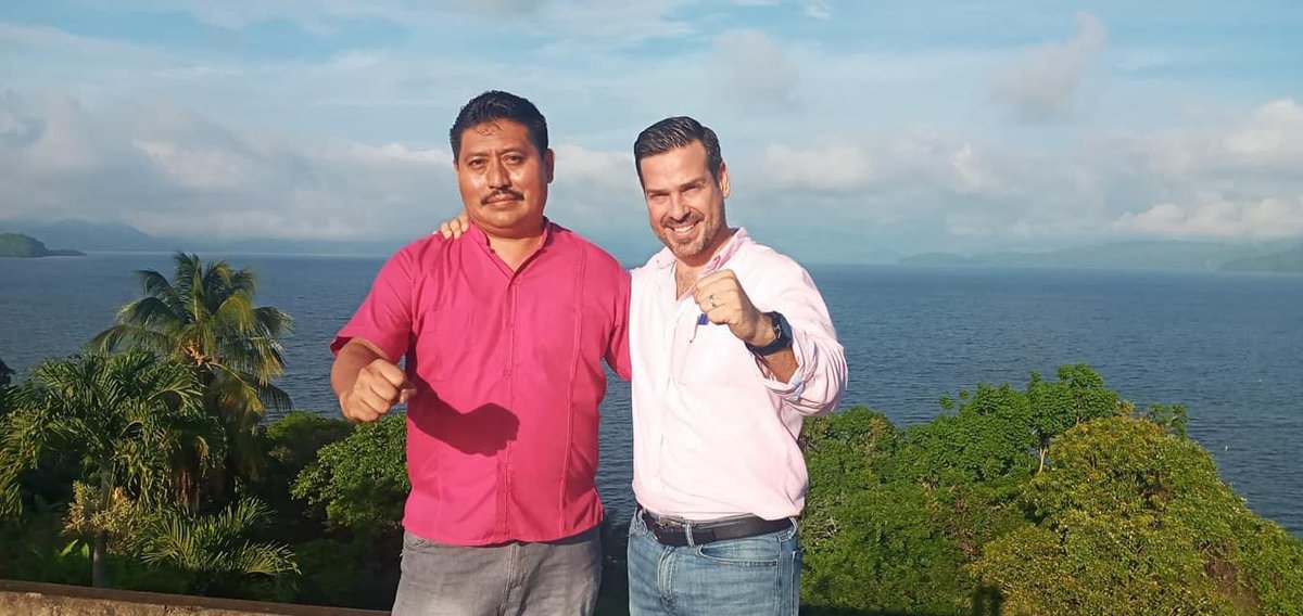 TatoVegaYu's tweet image. Miren esta postal, con mi amigo Epigmenio con #Catemaco