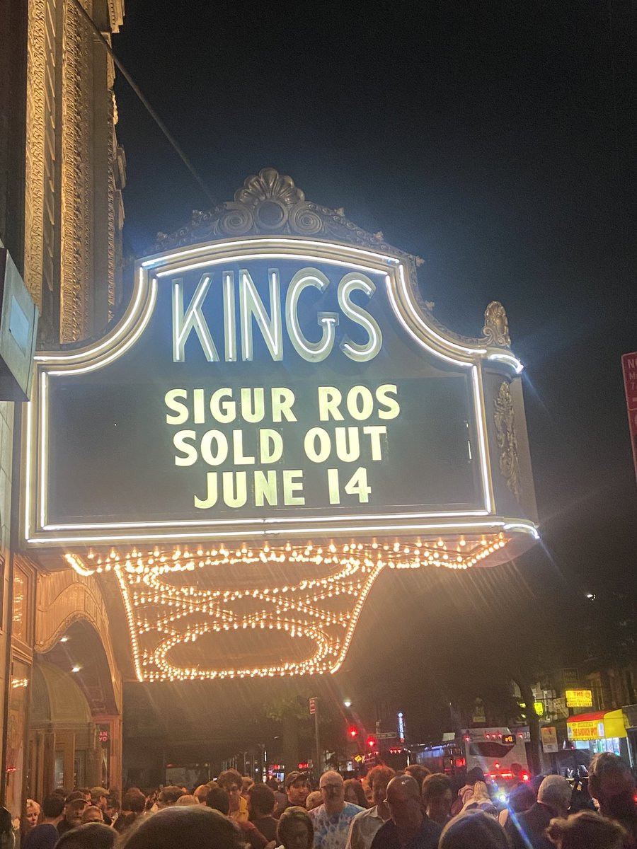declanokelly's tweet photo. Great gig! #sigurros https://t.co/RSMBUNanr3