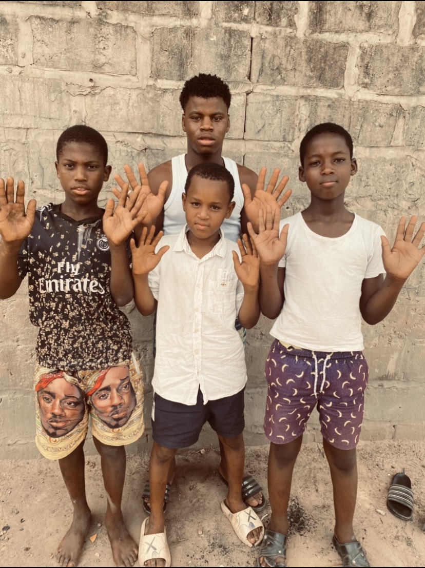 We need support 😭