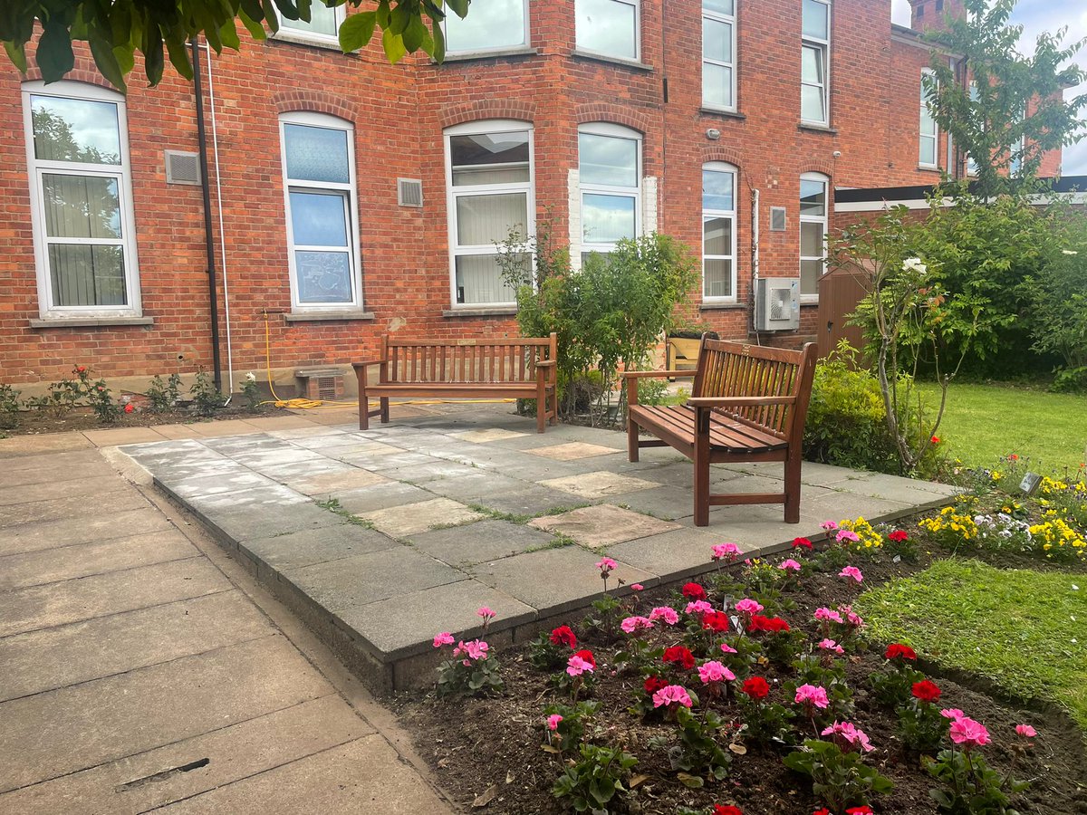 NHFT staff. Are you making the most of our beautiful outdoor areas in this lovely weather. We have table tennis, gym equipment and seating areas across the Trust. <a href="/NHFTNHS/">Northants Healthcare</a> <a href="/AngelaHillery/">Angela Hillery</a> <a href="/CrishniW/">Crishni Waring</a> #sunsmart