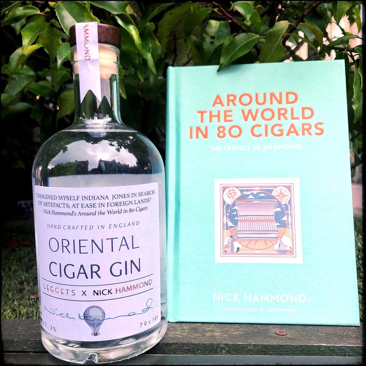 RGWhisky's tweet photo. Ideal for Dad:  Around the World in 80 Cigars &amp; Oriental Cigar gin!

Delicious neat Gin, but also makes for a refreshing G&amp;T or tasty Martini! You can always enjoy a rifle through Nicks excellent book - Around the World in 80 Cigars while sipping away!

https://t.co/j5vP0UdHzh https://t.co/eiwEk98iBz