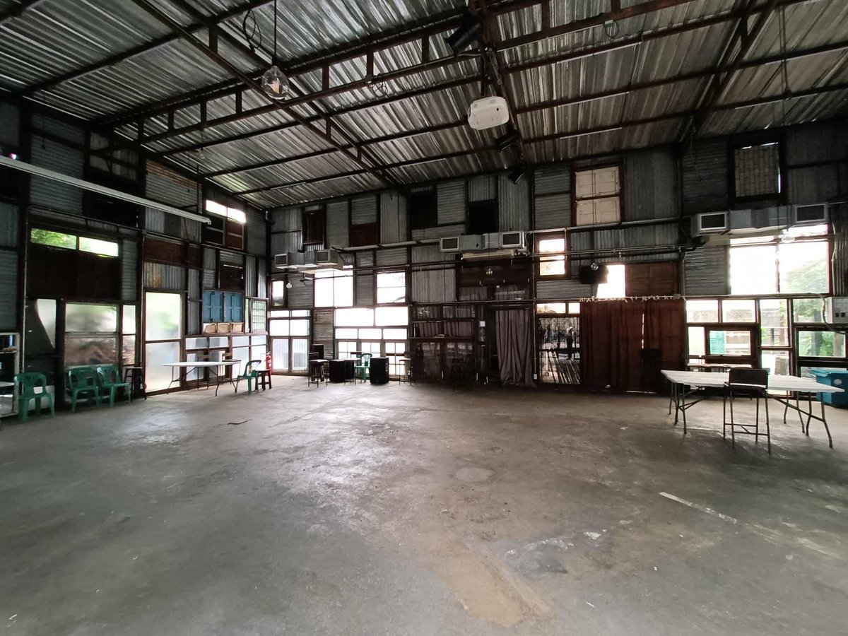 tantophi3nd's tweet image. ผับมันน่าเบื่อ จัดลานโล่งๆแล้ววางอาร์ทอ้อมงานเนี่ยของชอบ เจอกัน 30 กค! @SWDCYcrew 🔥