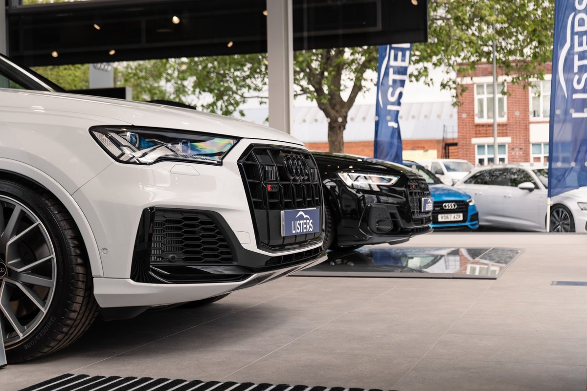 ListersAudi's tweet photo. After almost a year of redevelopment and working out of temporary buildings, Listers Audi in Worcester have finally moved into their new showroom located on Bromyard Road 😍 

Find out more about the newly refurbished showroom here: https://t.co/Zctq8NJVpi https://t.co/5RRS1sqGZr