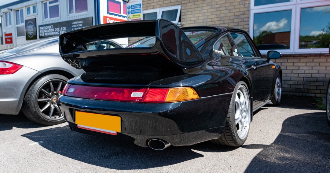 Wings Wednesday!
Top Gun - 993 RS - When you feel the need, the need for speed.
Here for a 26 year service on our simple year by year service schedule and a few niggles dealt with.
