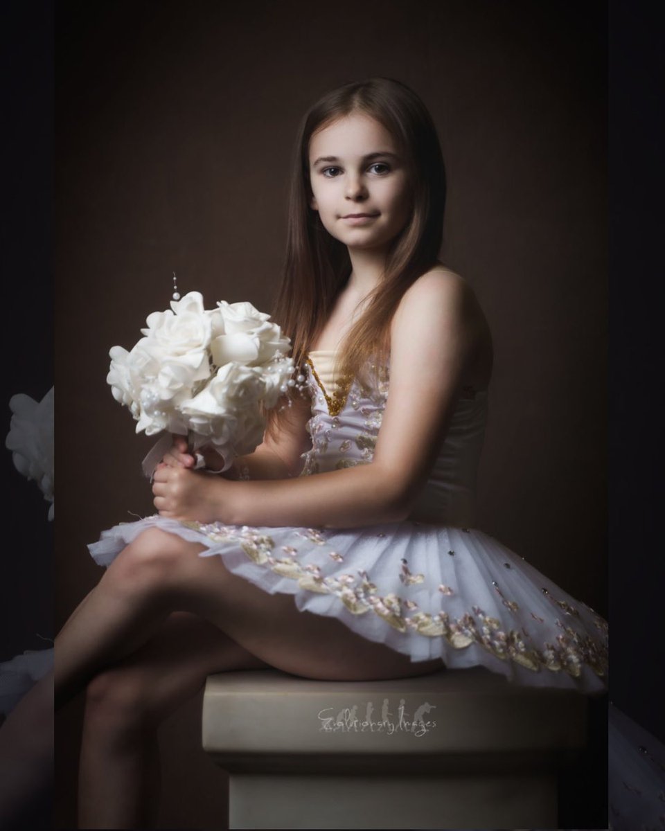 A bit of classic beauty with tiny dancer Macie.