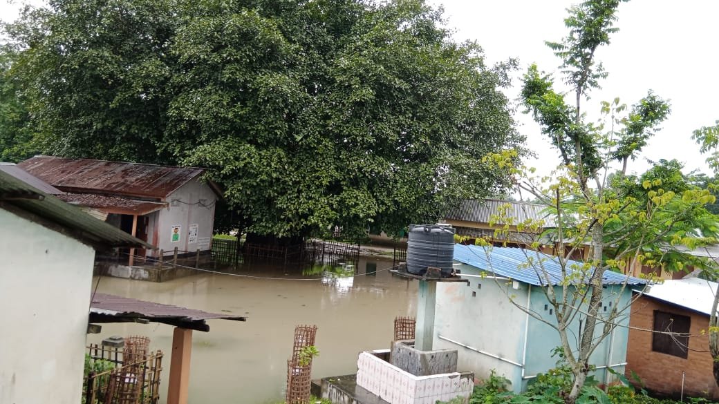 737mlps's tweet photo. Result of uninterrupted heavy rainfall... https://t.co/sGaRZO0RlV