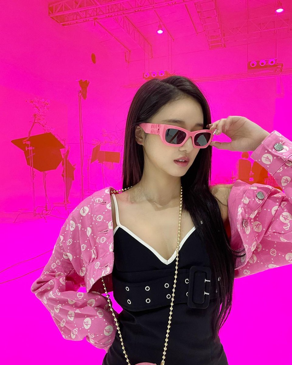 xinweipics's tweet photo. 220615 📸 instagram update

P!NK BARB!E🤟🏻

#천신웨이 #陈昕葳 #ChenHsinwei #ChenXinwei https://t.co/aAoCO6VG7y