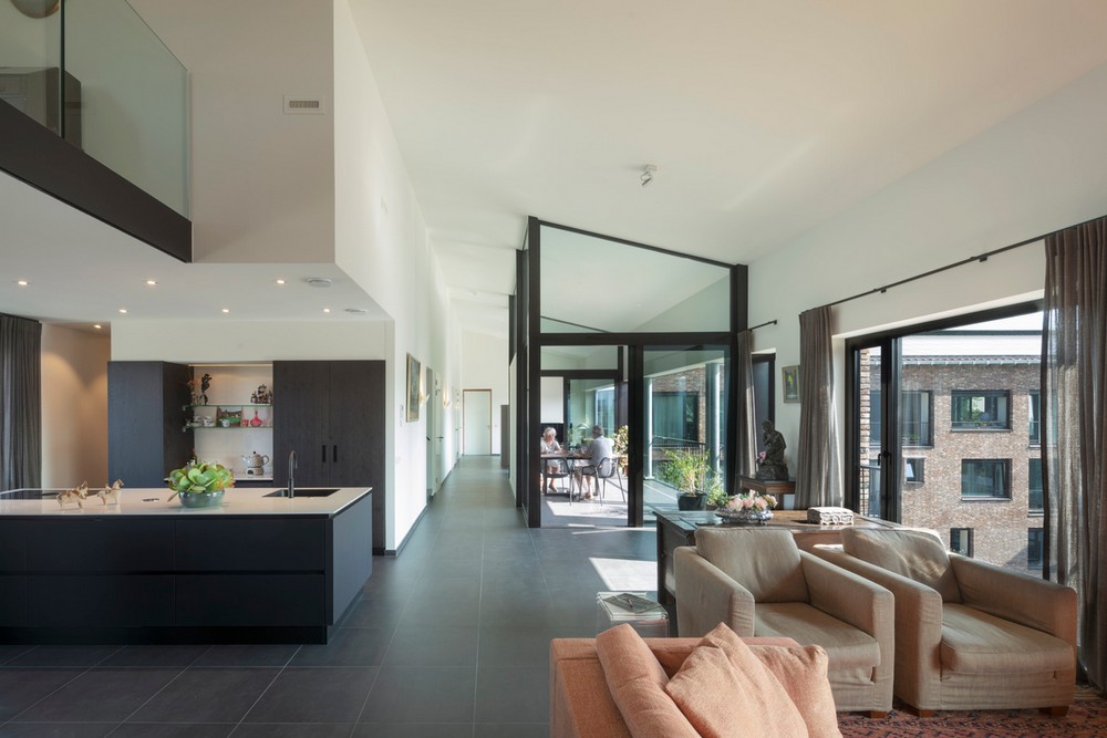 e_architect's tweet photo. Designed by Martens Willems &amp; Humblé Architecten the Les Mouleurs building plays a volumetric and compositional game with the old factory wall and the rhythm and height of Maastricht, Holland

https://t.co/C00RcDy8Y4

#Maastricht #Holland #Housing #Architecture #DutchHomes https://t.co/pfmCl6t71Y