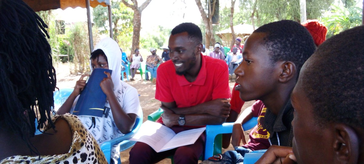 Angaging in meaningful conversation with youths and young mother's in communities