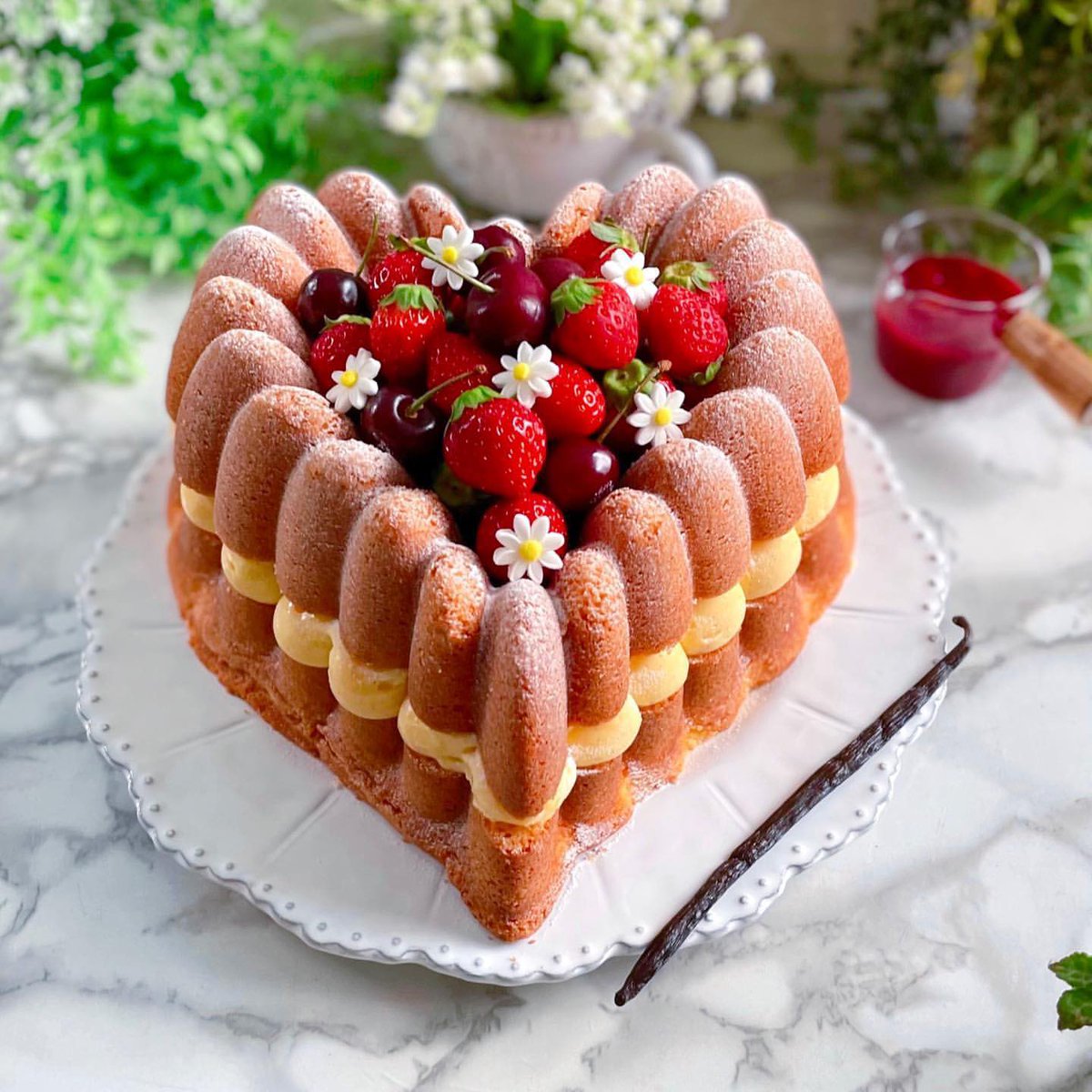 intoxicatedwith's tweet photo. #victoriacake by @ bellbell.vavi on instagram
https://t.co/insniQavlV https://t.co/Ainms8Gpct