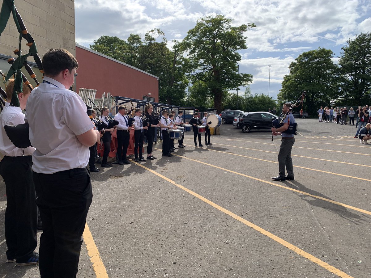 Mrs Mutch tweet media