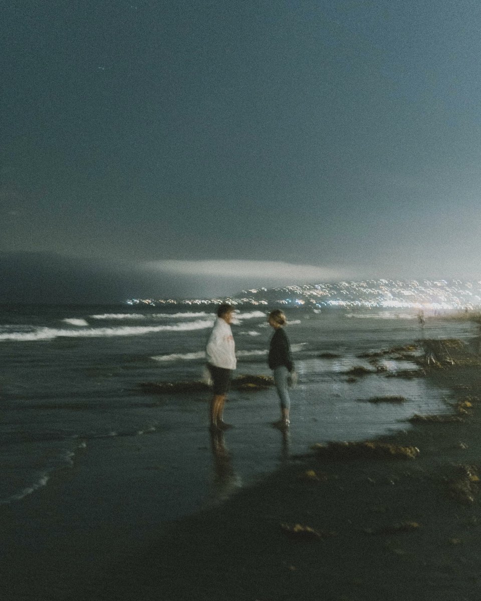 the dark side of the moon 🌑 (@dark_sotm) on Twitter photo 