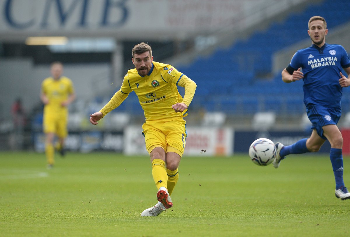 DeadlineDayLive's tweet photo. 🚨 𝐁𝐑𝐄𝐀𝐊𝐈𝐍𝐆: Bournemouth are on the verge of agreeing a deal to sign Joe Rothwell as a free agent. 🍒
(Source: @SkySportsNews) https://t.co/kleWmJVCV2