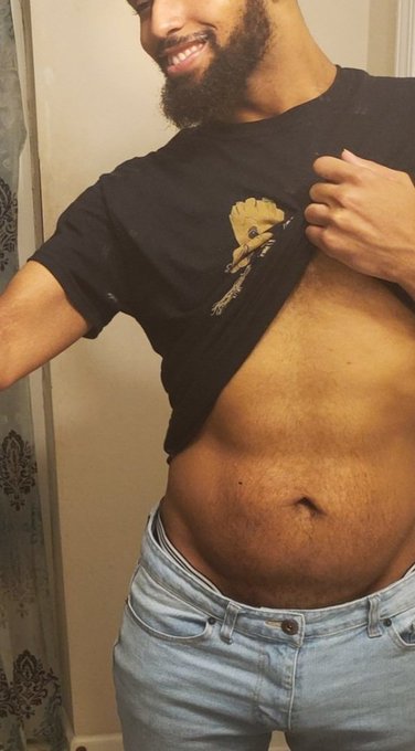 I AM GROOT. https://t.co/Y4D2Ps27YN