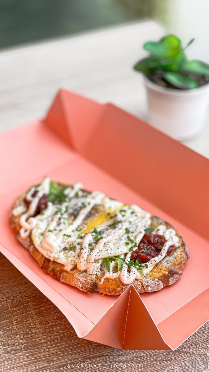 أشواق عبدالعزيز tweet media