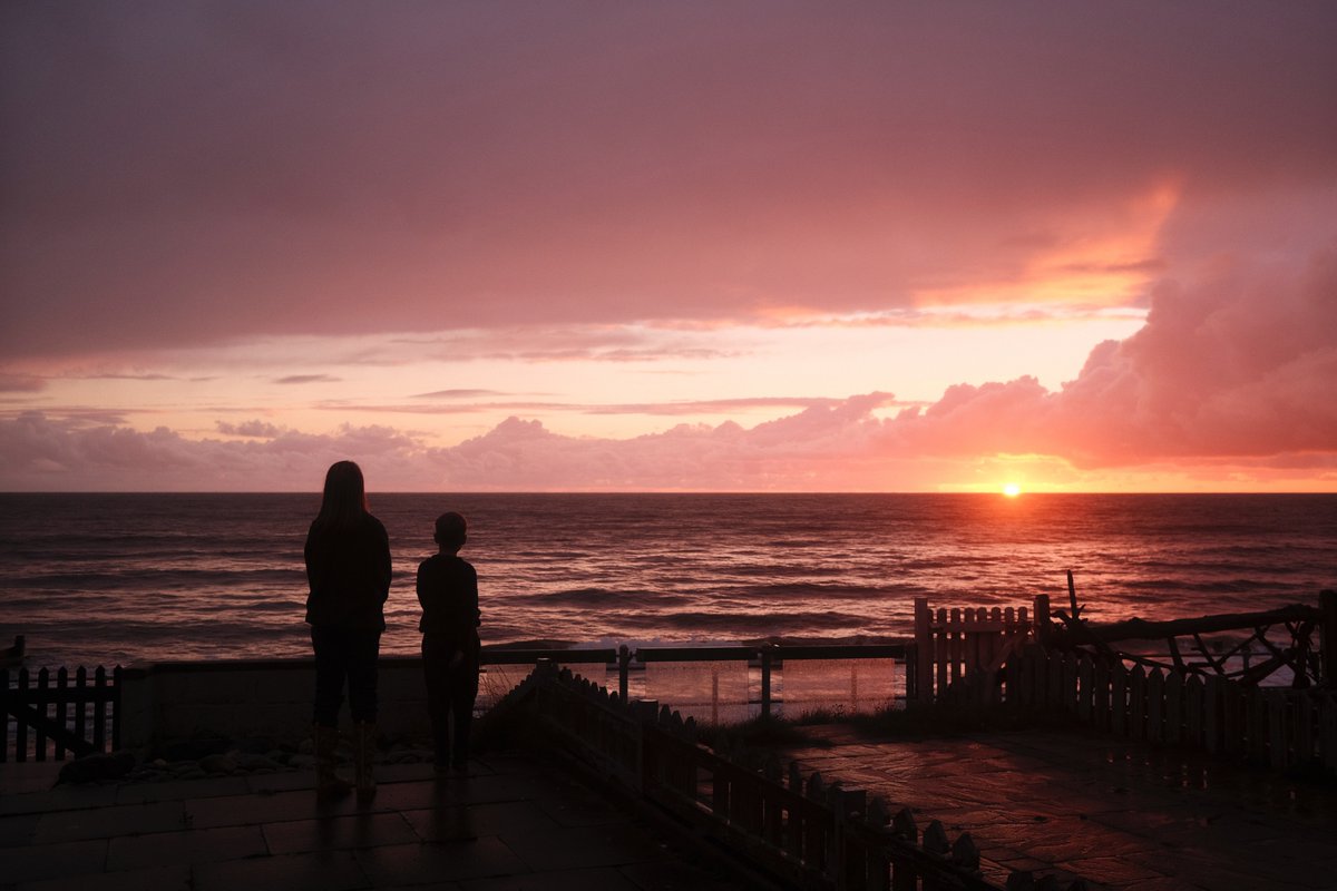 Rexyspride's tweet image. Lately I've been just using JPEGs SOOC from my awesome #Fujifilm #X100V and I've not looked back. No time sat editing any more. I love it! 
My XT3 hasn't been used in months. It's pretty dusty now 😄
#fujix100v