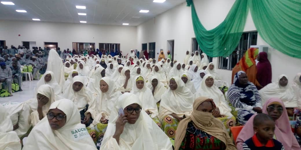 HajjReportersNG's tweet image. Breaking: Today, 508 Bauchi Pilgrims  departed Bauchi to Madinah. 
#hajj2022 #maxair