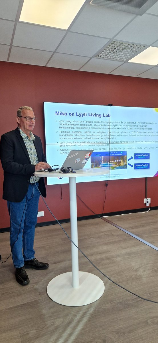 Sari Mäkelä tweet media