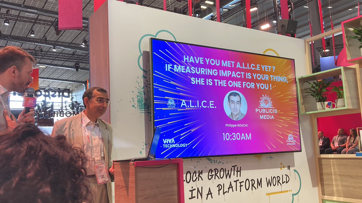 Live from #Vivatech sur le stand <a href="/PublicisGroupe/">Publicis Groupe</a> présentation de A.L.I.C.E le calculateur carbone par <a href="/nvogtenberger/">Nicolas Vogtenberger</a> et <a href="/nouchiphil/">Nouchi Philippe</a> <a href="/PublicisMediaFr/">Publicis Media France</a>