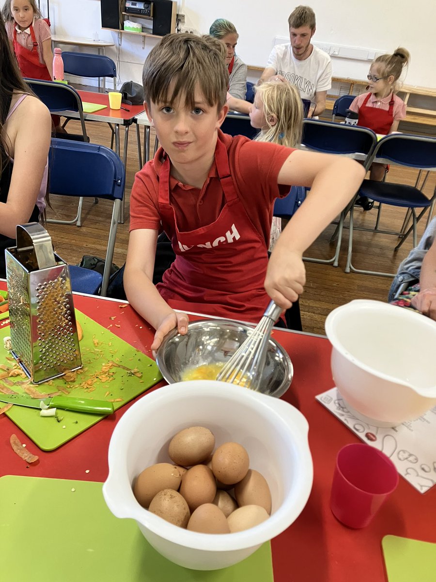 MunchCIC tweet media