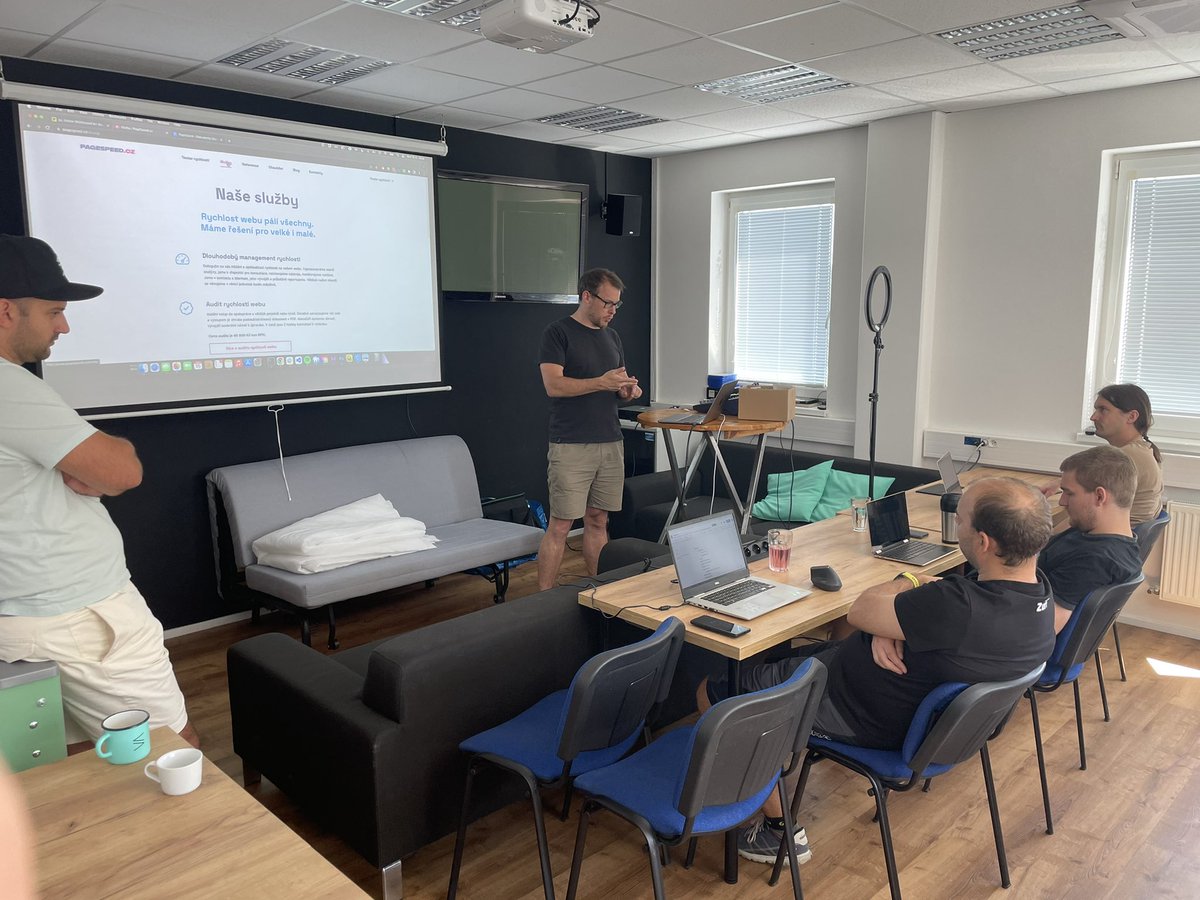 SUPERKODERS's tweet photo. Něco se chystá @pagespeedcz #webperformance https://t.co/PdoLQUFoDN