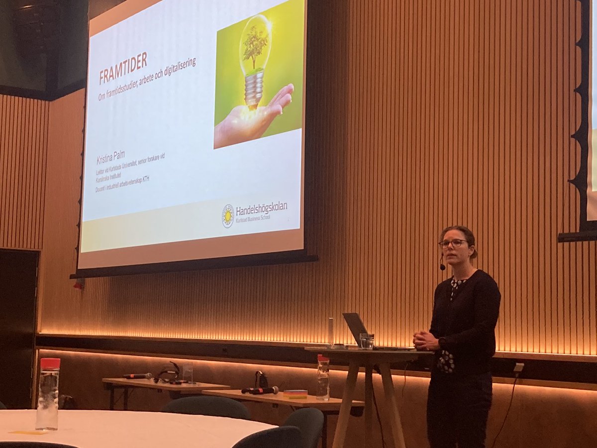 Kristina Palm är konferensens sista keynote, och pratar om framtidens arbete. #falf2022