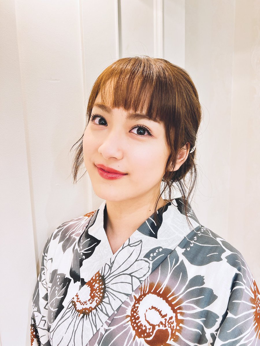 平祐奈のtwitterが人気 投稿を厳選紹介 タレント辞書