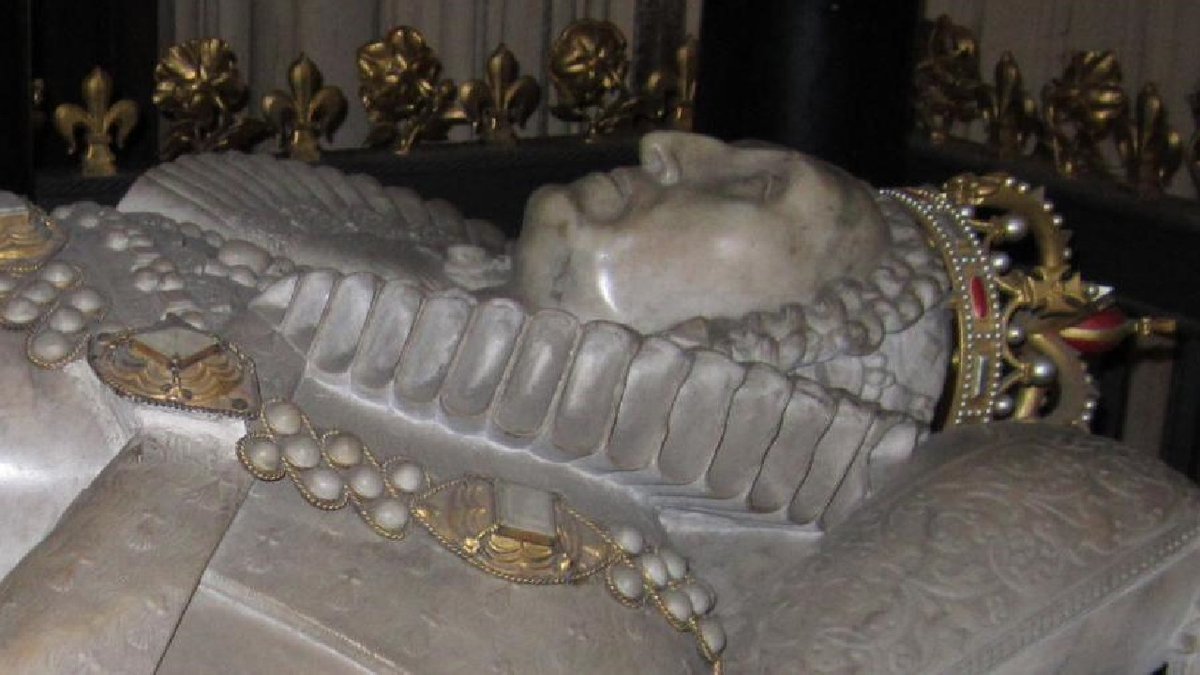 MarkVinet_HNA's tweet photo. 🌎 HISTORY of NORTH AMERICA 🌎 Queen Elizabeth the First died in 1603 and is entombed at Westminster Abbey in London 🌎 Enjoy Podcast 🎧 https://t.co/sGd8WH4qFs 🎙 Videocast at https://t.co/YWqkVRDfU7 🎬 #MarkVinet #HistoryOfNorthAmericaPodcast https://t.co/ZbJt84T9F4