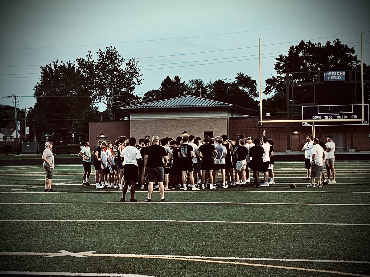 JHawkFB's tweet photo. Tuesday-Install-Preparation and Training
#JHawkFB https://t.co/n1eSyMk2Sy