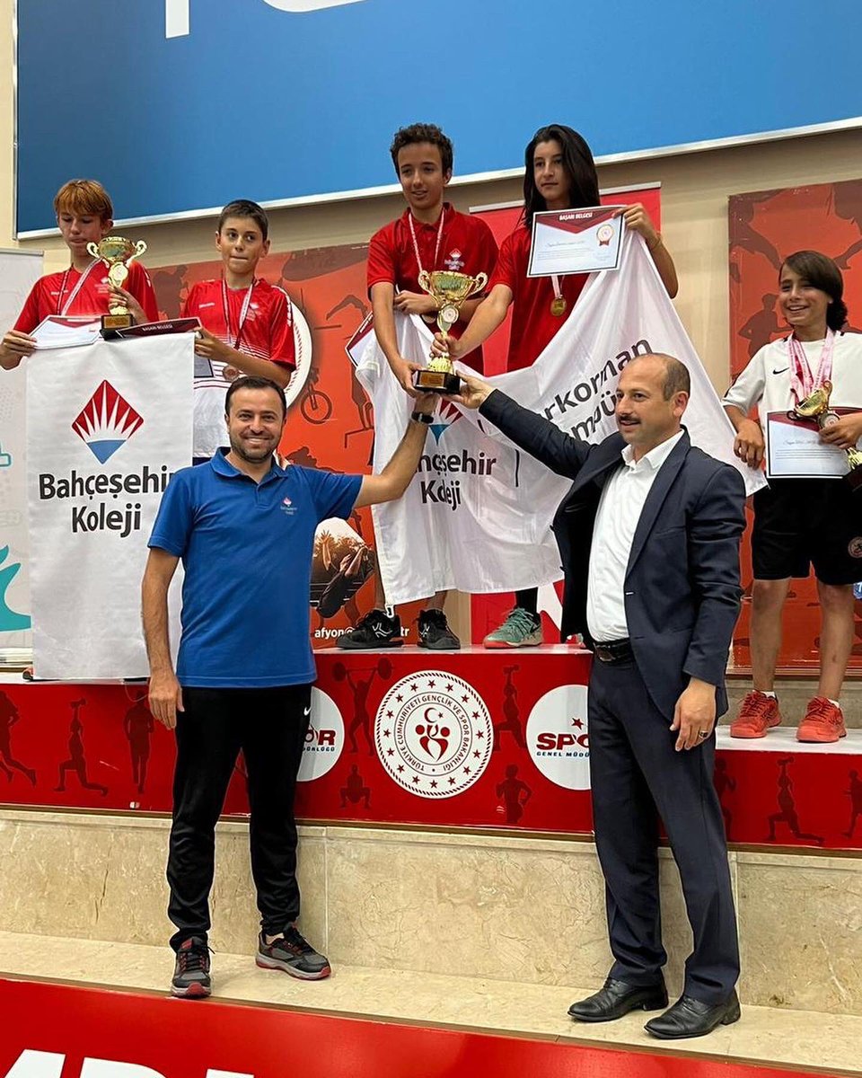 bahcesehirant's tweet photo. Okul sporları kapsamında Afyonkarahisar’ da yapılan Yıldızlar Tenis Türkiye Şampiyonasında Özel Antalya Bahçeşehir Koleji Parkorman Kampüsü Öğrencileri Çağan Çelik ve Kaan Oktay final maçında TÜRKİYE Şampiyonu olmuşlardır. Öğrencilerimizi ve emek veren antrenörlerini kutlarız. https://t.co/1YIcCyWT6C
