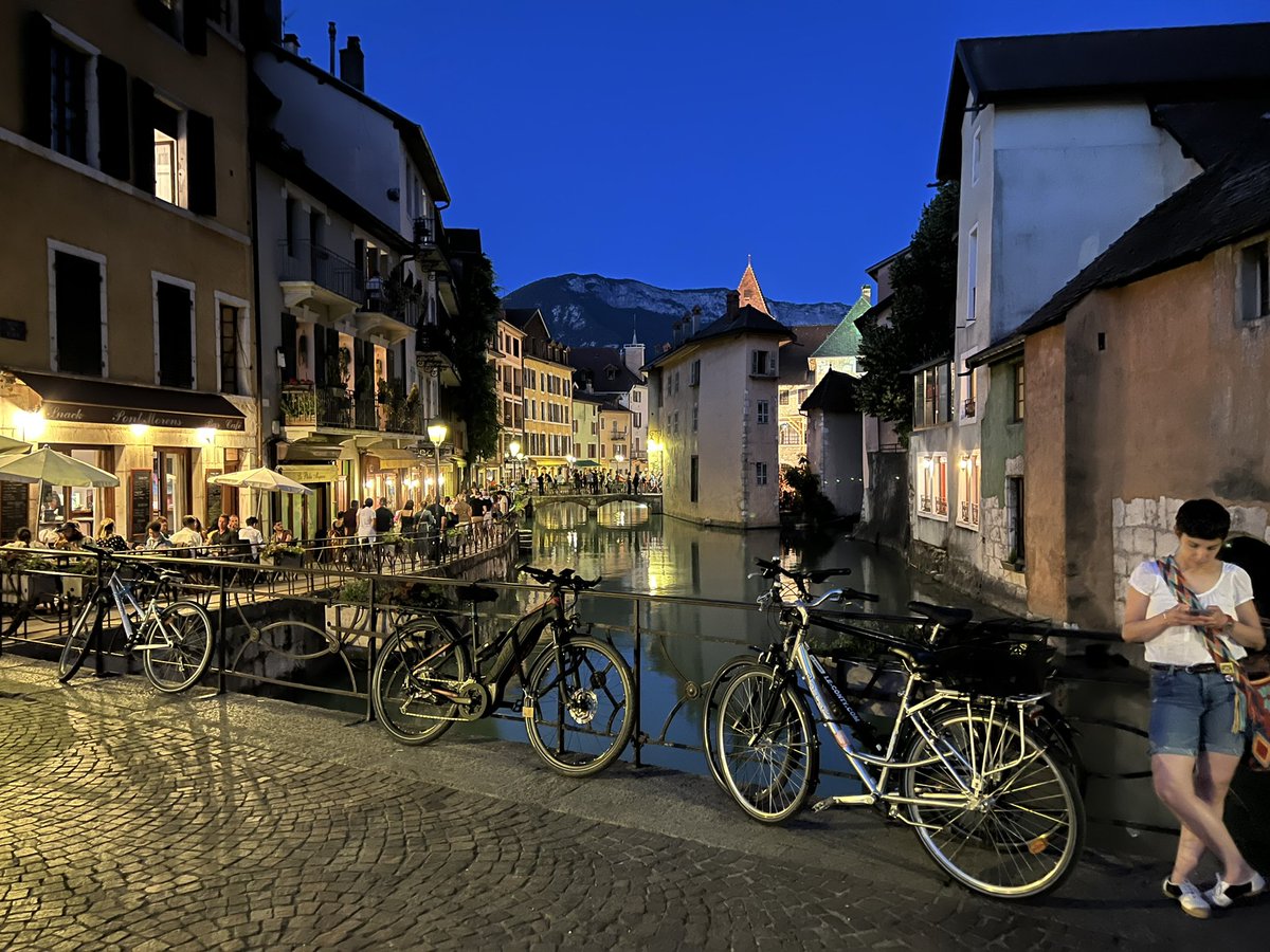 GREGREITMAN's tweet photo. @annecy France https://t.co/eoEAOHHl5p