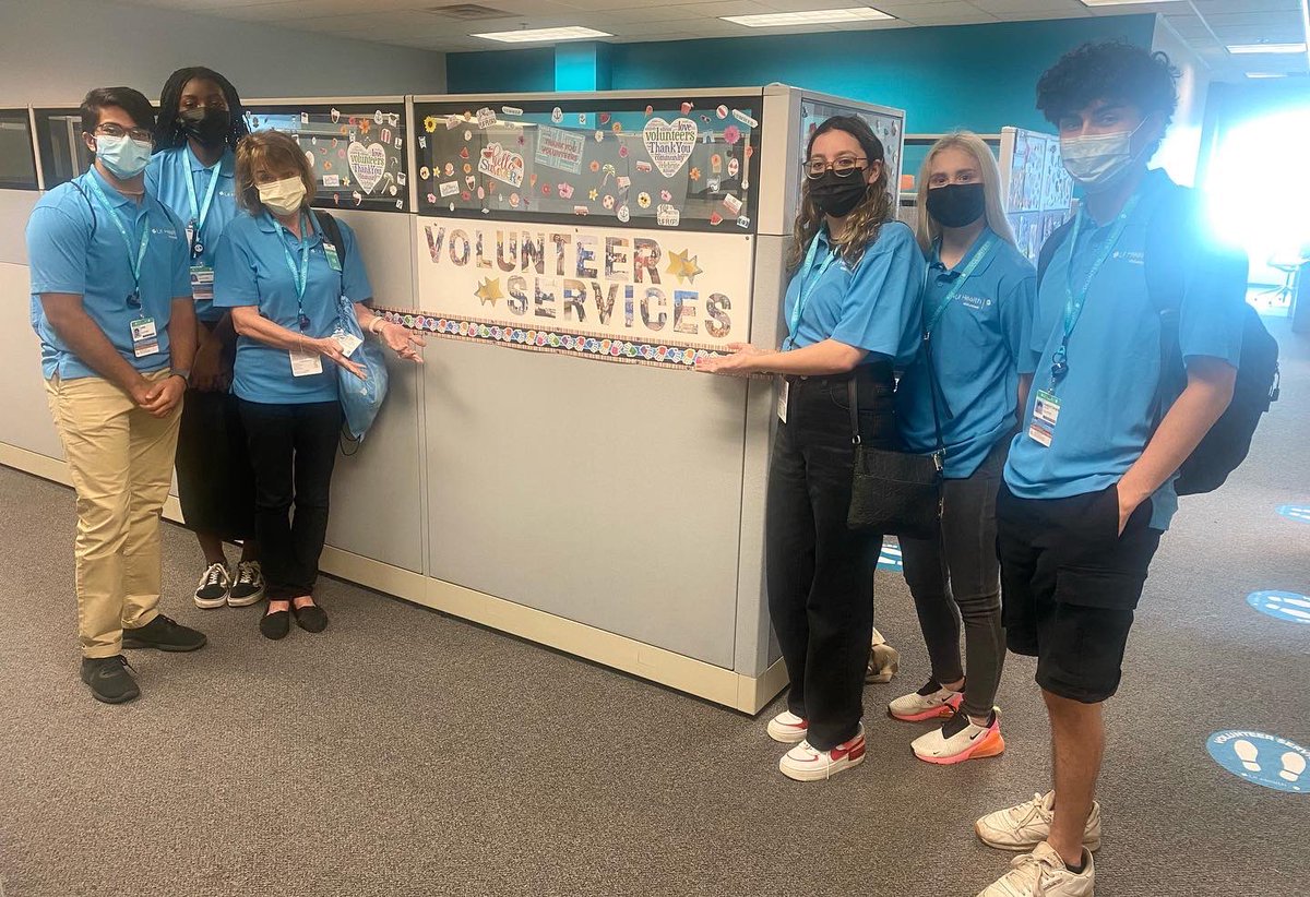 Welcoming New Volunteers to <a href="/UIHealth/">UI Health</a>💙<a href="/UICCSI/">UICCSI</a> <a href="/thisisUIC/">University of Illinois Chicago</a> <a href="/BeNobleSchools/">Noble Schools</a> @UICHonors <a href="/uicpublichealth/">UIC School of Public Health</a> <a href="/UICDom/">University of Illinois Department of Medicine</a> <a href="/UICancerCenter/">University of Illinois Cancer Center</a> <a href="/ChiPubSchools/">CPS - Chicago Public Schools</a> <a href="/PACEatNLU/">P.A.C.E. at NLU</a> <a href="/UIC_CollegeofEd/">UIC College of Education</a> <a href="/UICnursing/">UIC Nursing</a> <a href="/UICPharm/">UIC Retzky College of Pharmacy</a> <a href="/UIClife/">University of Illinois Chicago Student Affairs</a> <a href="/UICGlobal/">UIC Global</a> <a href="/uiccom/">University of Illinois College of Medicine</a> <a href="/UICReady/">UIC Ready</a> <a href="/housingUIC/">UIC Campus Housing</a> <a href="/UIC_HCOE/">UIC HCOE</a> <a href="/UICBrownCoat/">UIC EM Residency</a> <a href="/UICBrownCoat/">UIC EM Residency</a>