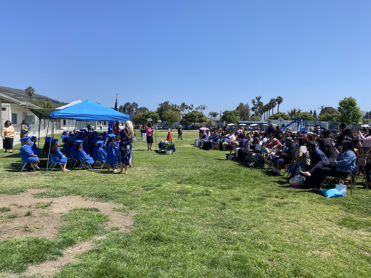 SheridanWay_PPS's tweet photo. Today was magical. We celebrated our TK, Kinder and 5th grade students with applauses, smiles, cheers, food and music surrounded by loved ones. Today was a great day! @CMRGuerrero https://t.co/kzxD12WWz7